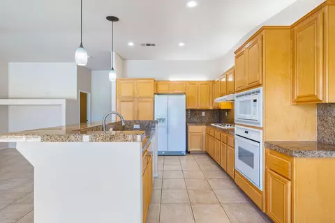 Kitchen - 82356 Crosby Dr, Indio, CA 92201 photo 1 of 6