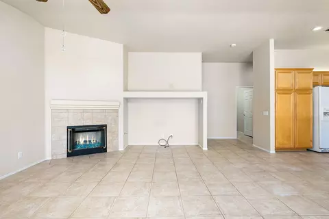 Living - 82356 Crosby Dr, Indio, CA 92201 photo 8 of 17