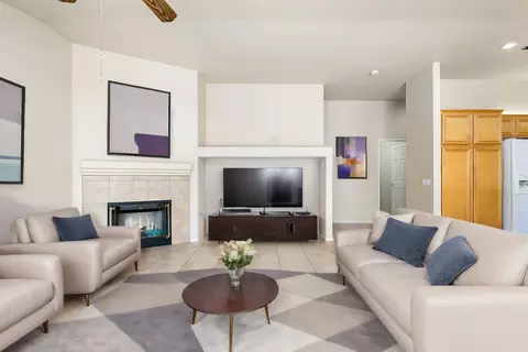 Living - 82356 Crosby Dr, Indio, CA 92201 photo 9 of 17