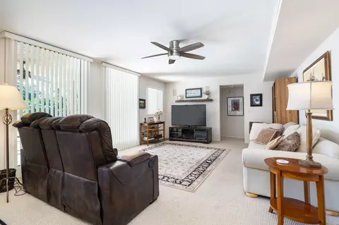 Living - 79575 Mandeville Rd, Bermuda Dunes, CA 92203 photo 4 of 5