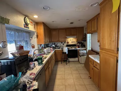 735 Blake Rd, Riverside, CA 92501 photo 7