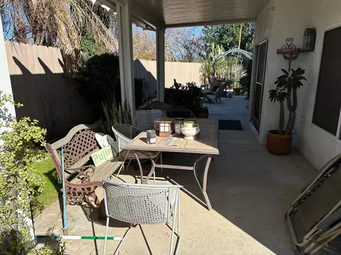 735 Blake Rd, Riverside, CA 92501 photo 21