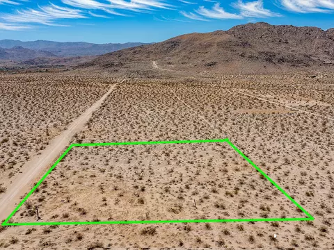3623 Outpost Rd, Joshua Tree, CA 92252