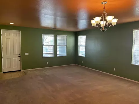Living - 80319 Caprice Dr, Indio, CA 92203 photo 2 of 5