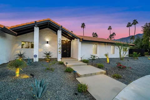 2945 E Orella Cir, Palm Springs, CA 92264