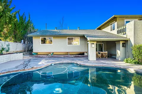 11355 Acropolis Dr, Yucaipa, CA 92399 photo 36