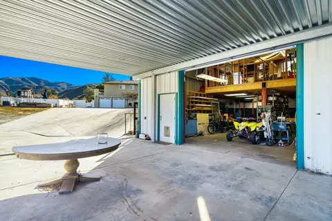 11355 Acropolis Dr, Yucaipa, CA 92399 photo 43