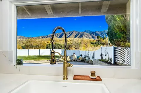 11355 Acropolis Dr, Yucaipa, CA 92399 photo 15