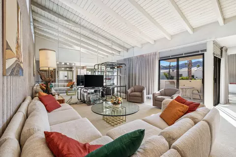 2031 E Colombard Dr, Palm Springs, CA 92264