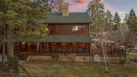 251 N Eagle Dr, Big Bear Lake, CA 92315