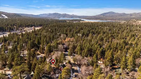 View/Area - 573 Silver Tip Dr, Big Bear Lake, CA 92315 photo 2 of 3
