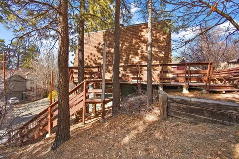 Exterior - 573 Silver Tip Dr, Big Bear Lake, CA 92315 photo 5 of 6