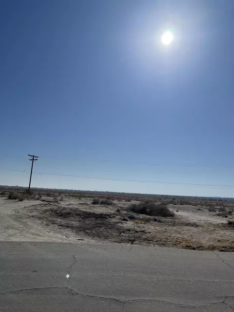 3702 Palm Dr, Thermal, CA 92274 photo 3