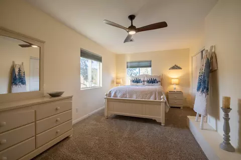 Bedroom - 708 Circle Ln, Big Bear Lake, CA 92315 photo 6 of 11