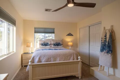 Bedroom - 708 Circle Ln, Big Bear Lake, CA 92315 photo 7 of 11