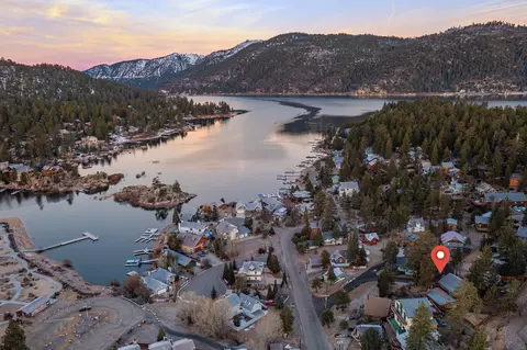 View/Area - 708 Circle Ln, Big Bear Lake, CA 92315 photo 7 of 7
