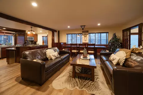 Living - 708 Circle Ln, Big Bear Lake, CA 92315 photo 1 of 7