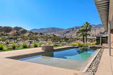 1741 Pinnacle Pt, Palm Springs, CA 92264