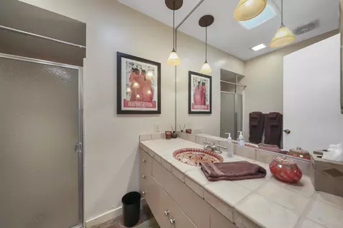Bath - 42445 Adams St, Bermuda Dunes, CA 92203 photo 1 of 3