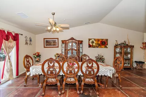 48933 Hibiscus Dr, Morongo Valley, CA 92256 photo 13