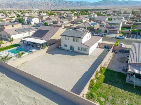 44179 San Chapelle Ct, Indio, CA 92203 photo 32