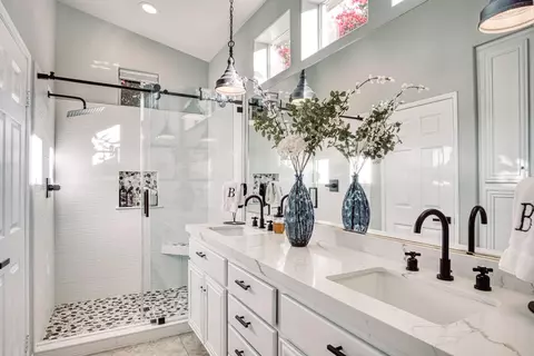 Bath - 45673 Big Canyon St, Indio, CA 92201 photo 2 of 6