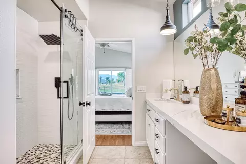 Bath - 45673 Big Canyon St, Indio, CA 92201 photo 5 of 6