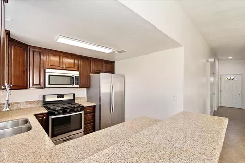 Kitchen - 45302 Yale St, Indio, CA 92201 photo 4 of 4