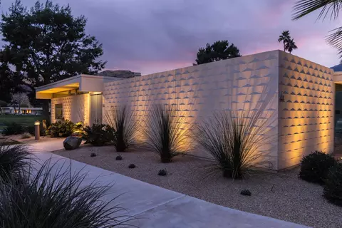 44 Lakeview Dr, Palm Springs, CA 92264