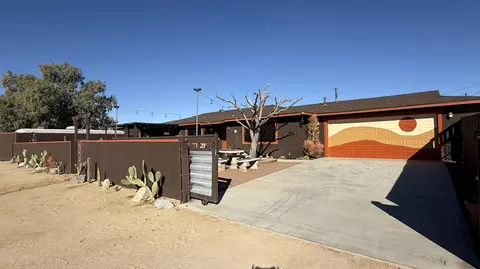 6076 Sunburst St, Joshua Tree, CA 92252 photo 1