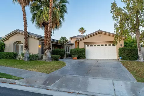 4 Elizabeth Ct, Rancho Mirage, CA 92270