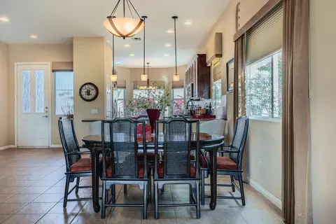Dining - 80465 Glen Eagles Ct, Indio, CA 92201 photo 2 of 3