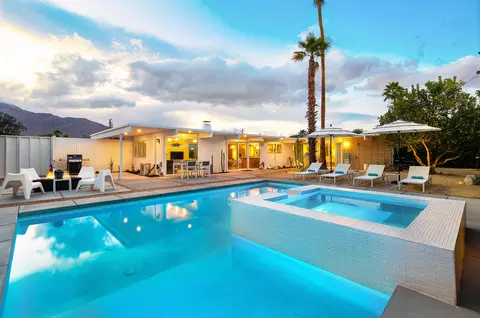 2070 E Nicola Rd, Palm Springs, CA 92262