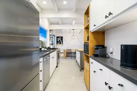 Kitchen - 8269 Va Rocosa, Joshua Tree, CA 92252 photo 1 of 6