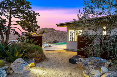 Exterior - 8269 Va Rocosa, Joshua Tree, CA 92252 photo 12 of 33