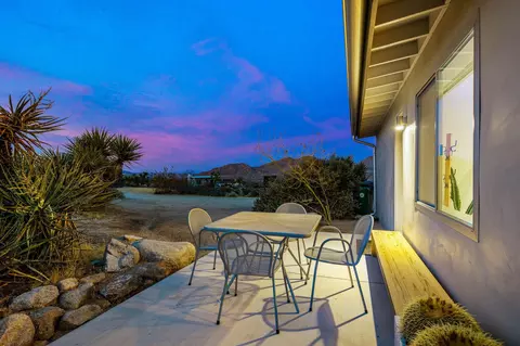 Exterior - 8269 Va Rocosa, Joshua Tree, CA 92252 photo 11 of 33