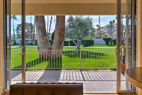 209 Desert Lakes Dr, Palm Springs, CA 92264