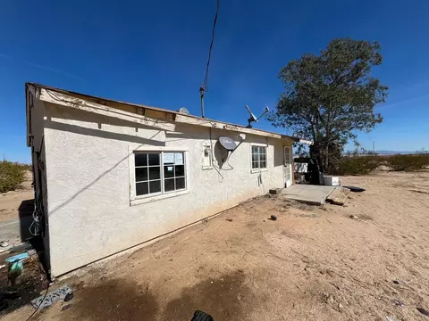 Exterior - 2237 Pampas Ave, Twentynine Palms, CA 92277 photo 3 of 6