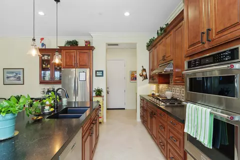 Kitchen - 81687 Corte Monteleon, Indio, CA 92203 photo 3 of 4