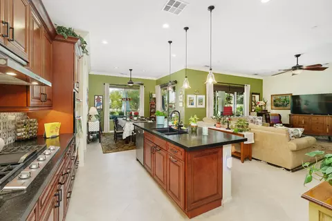 Kitchen - 81687 Corte Monteleon, Indio, CA 92203 photo 4 of 4