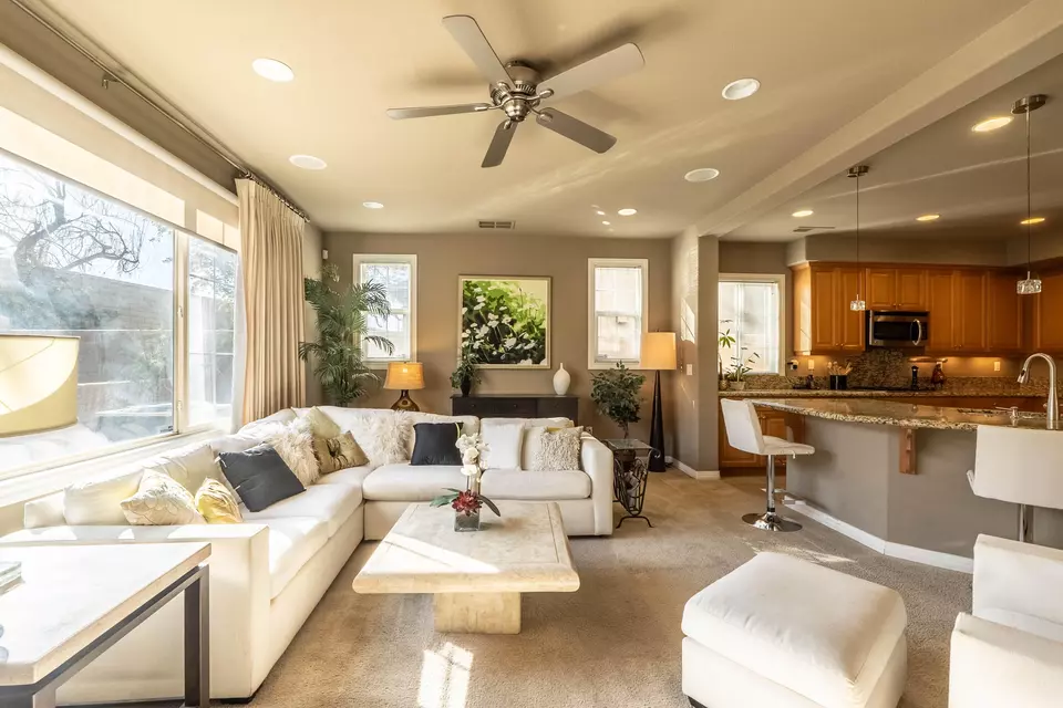 Living - 73447 Travers St, Palm Desert, CA 92211 photo 6 of 6