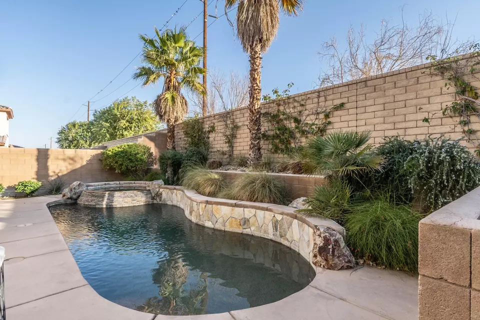 Exterior - 73447 Travers St, Palm Desert, CA 92211 photo 3 of 5