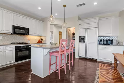 Kitchen - 42745 Ponte Ct, Indio, CA 92203 photo 8 of 8
