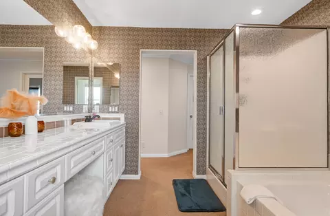 Bath - 42745 Ponte Ct, Indio, CA 92203 photo 5 of 7