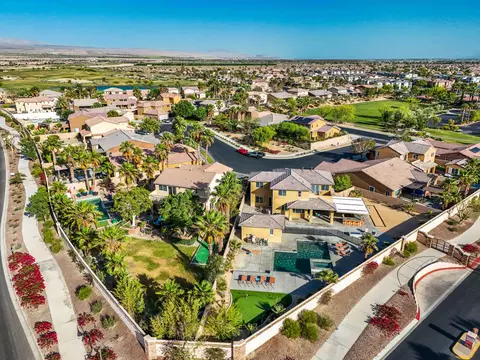 View/Area - 42745 Ponte Ct, Indio, CA 92203 photo 3 of 9
