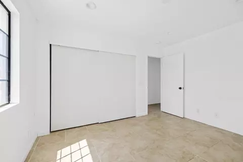 Bedroom - 55710 Free Gold Dr, Yucca Valley, CA 92284 photo 7 of 11