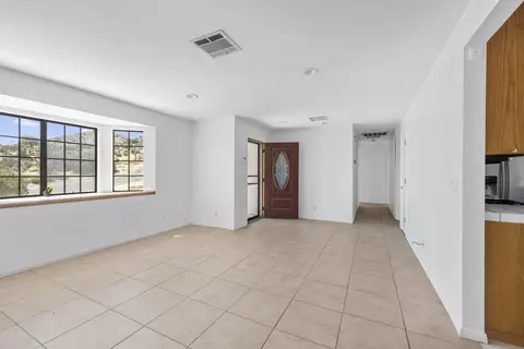 Living - 55710 Free Gold Dr, Yucca Valley, CA 92284 photo 3 of 3