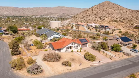 View/Area - 55710 Free Gold Dr, Yucca Valley, CA 92284 photo 2 of 2