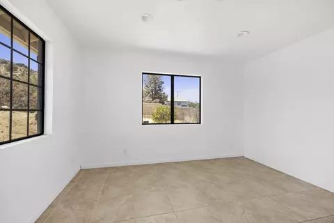 Bedroom - 55710 Free Gold Dr, Yucca Valley, CA 92284 photo 11 of 11
