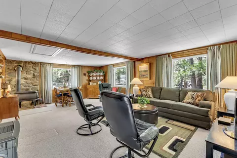 Living - 26975 Idyllwild Rd, Idyllwild, CA 92549 photo 5 of 6